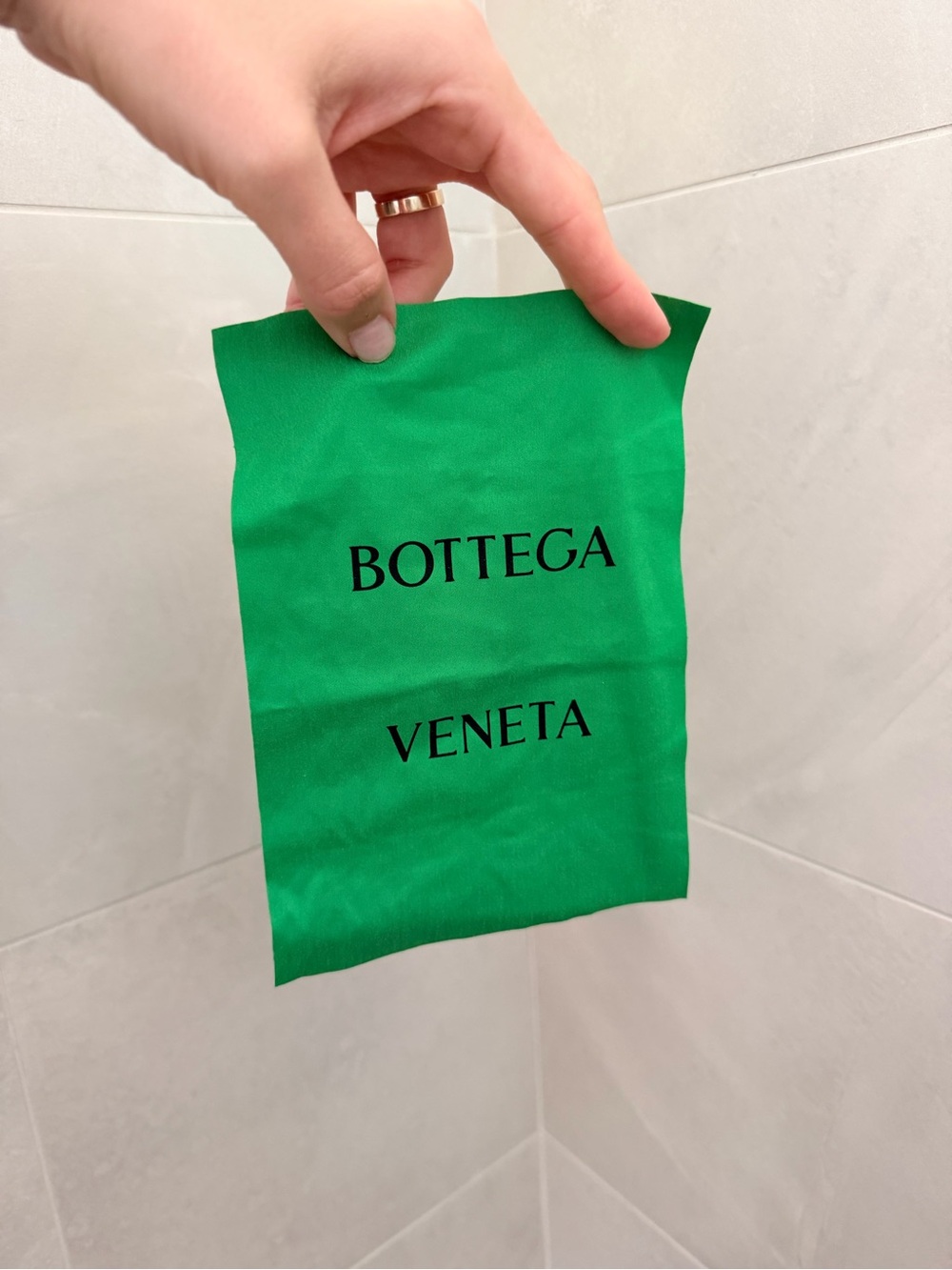 Authentic Bottega Veneta Green Sunglasses Eyeglasses Case + Cleaning Cloth - Picture 4 of 4